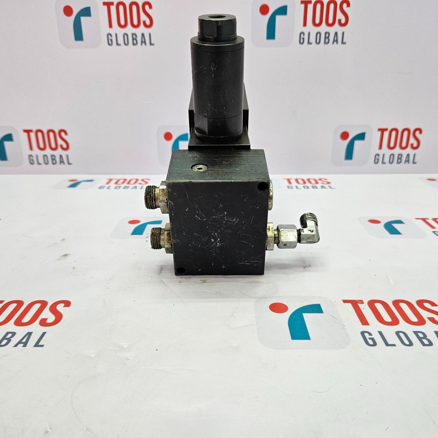 Parker PRDM2PP06SVG15 / A064R3/8-SB2 / SD500A06V8 Hydraulic Valve