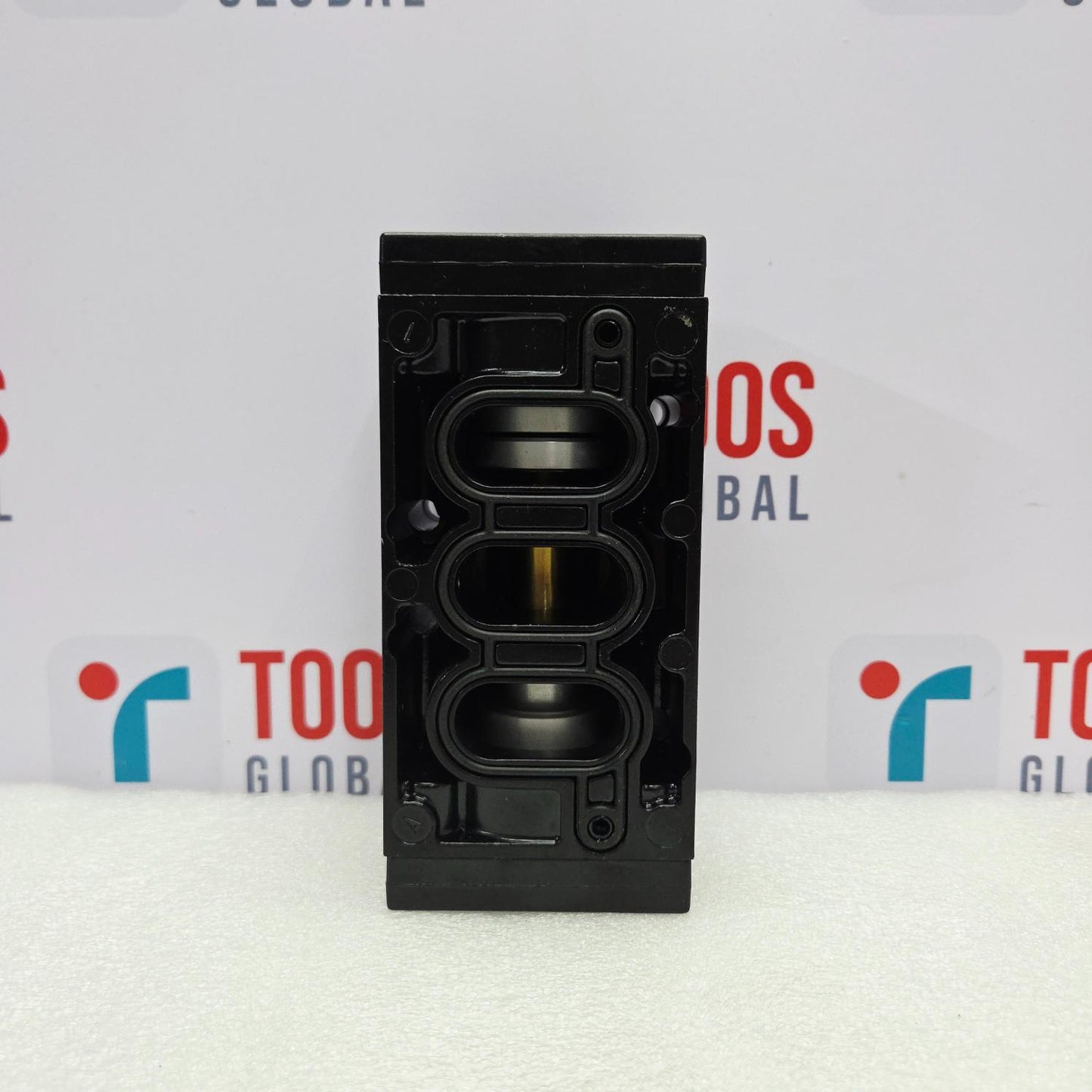 REXROTH 5672310000 30-BAR PNEUMATIC DIRECTIONAL VALVE on a white background with Toos Global brand logos.