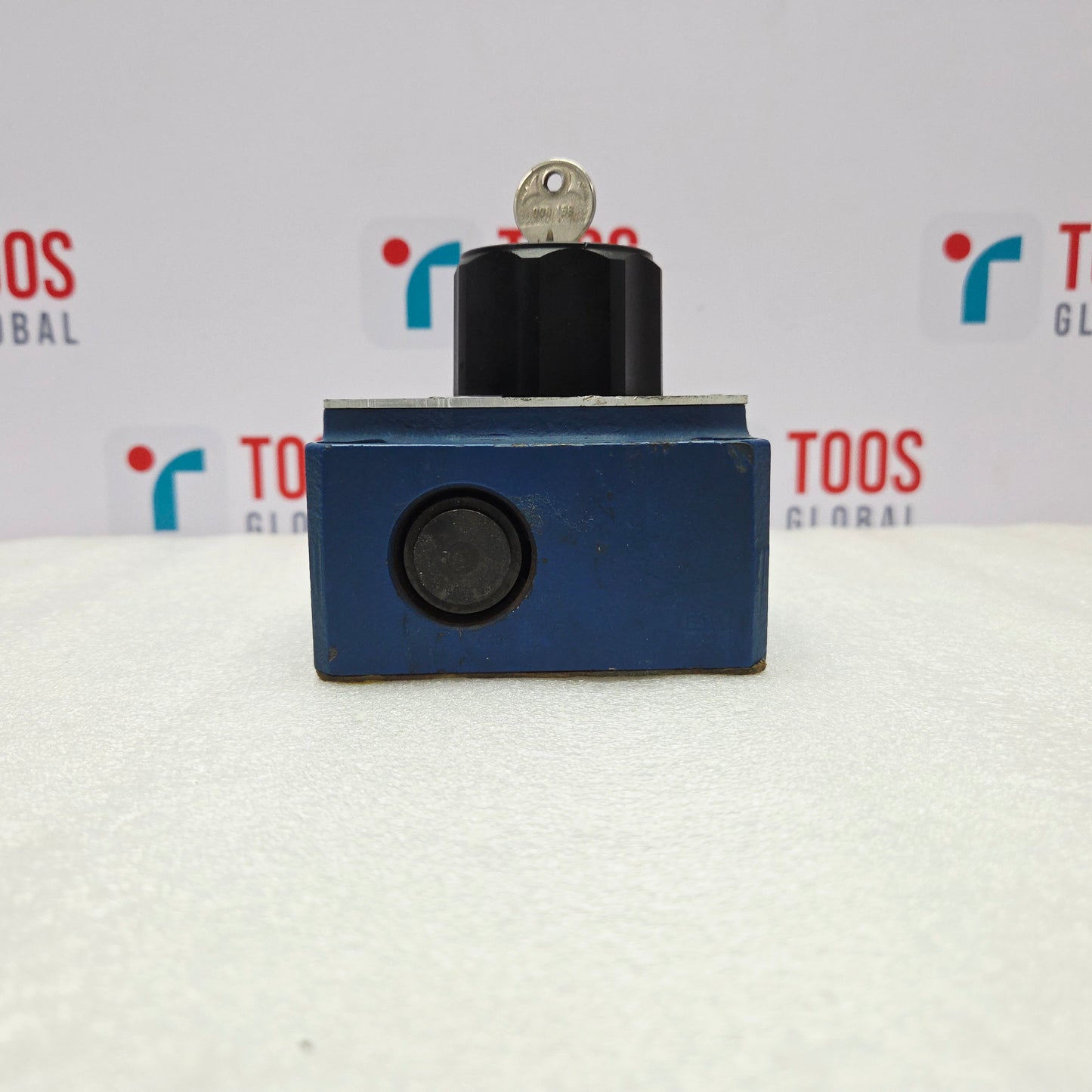 REXROTH R900423261 2 FRM 10-31/50 LB SPEED CONTROL VALVE