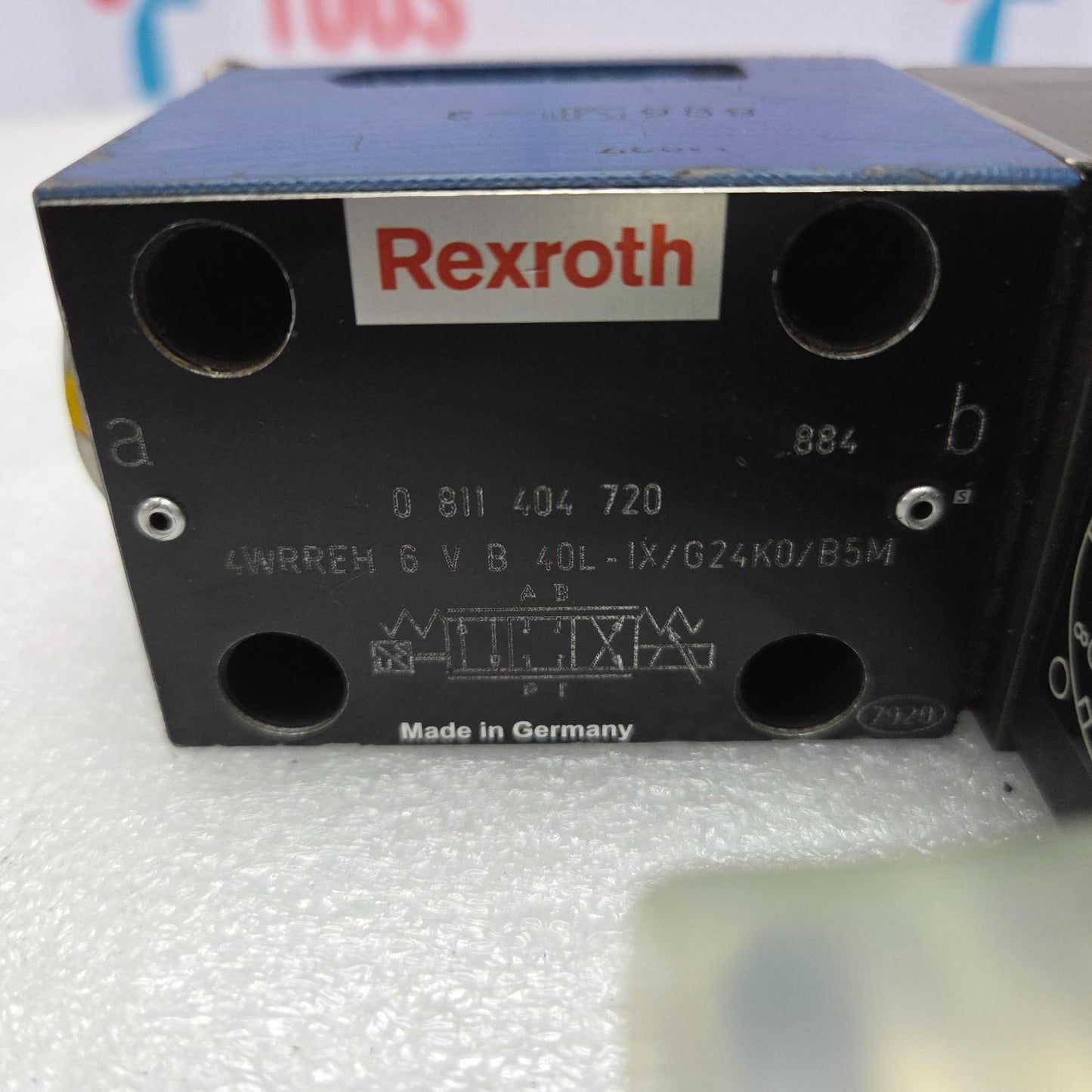Rexroth 0811404720 Proportional Directional Valve 4WRREH6VB40L-1X/G24K0/B5M New