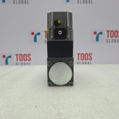 Rexroth 0811404721 Proportional Directional Valve 4WRREH6VB24L-11/G24K0/B5M New