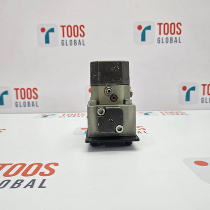 Rexroth R900379192 Servo Valve 4WS2EM10-45/30B2ET315Z8DM NEW