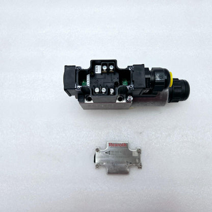 Rexroth R901470674 Directional Spool Valve 4WE6Y62/EG24NJ3DLSO929