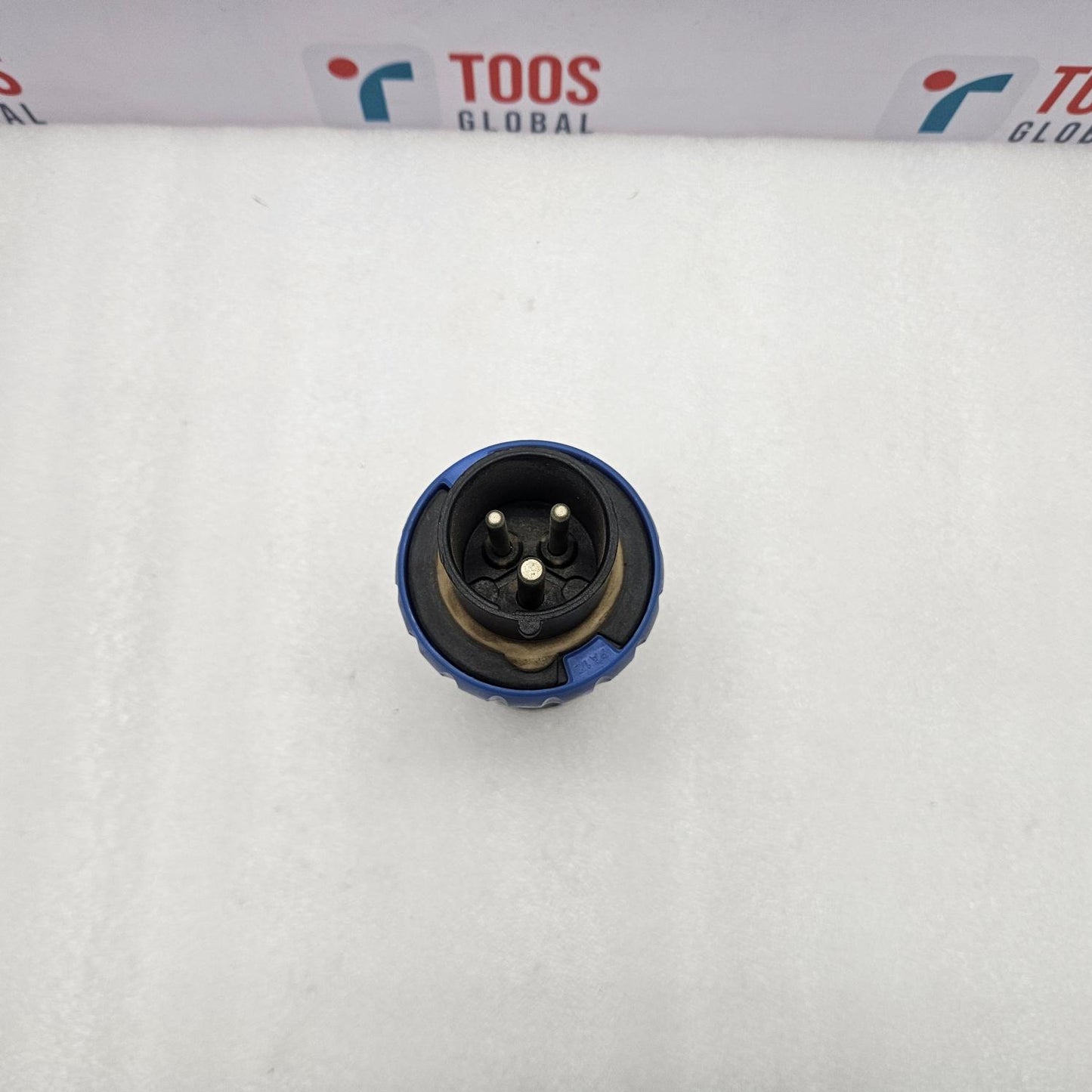 STAHL 8570/12-306 PLUG 3-POL 16A 200-250V NEW