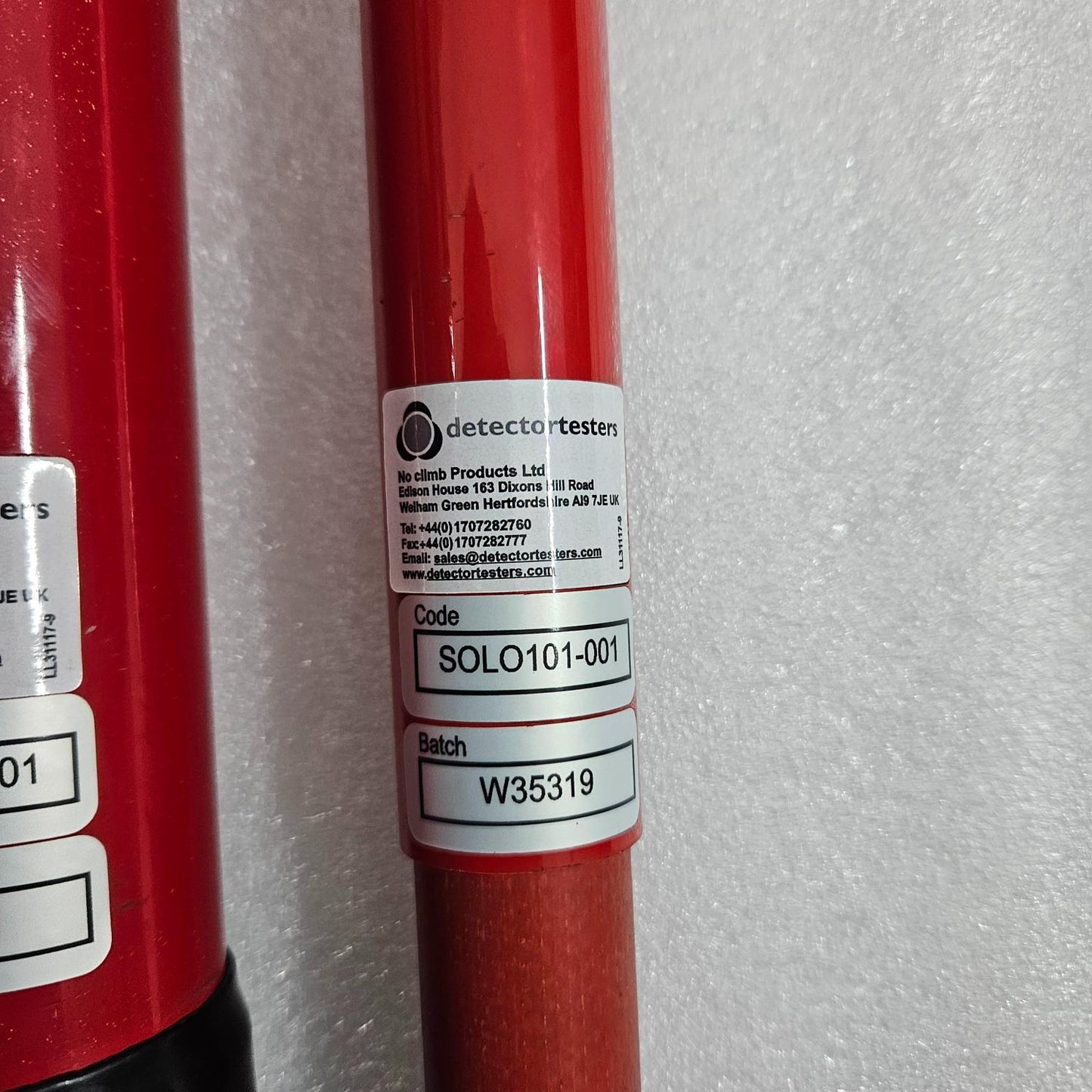 SOLO NO CLIMB 100-001 TELESCOPIC ACESS POLE 4 SECTION & SOLO 101-001 SET NEW