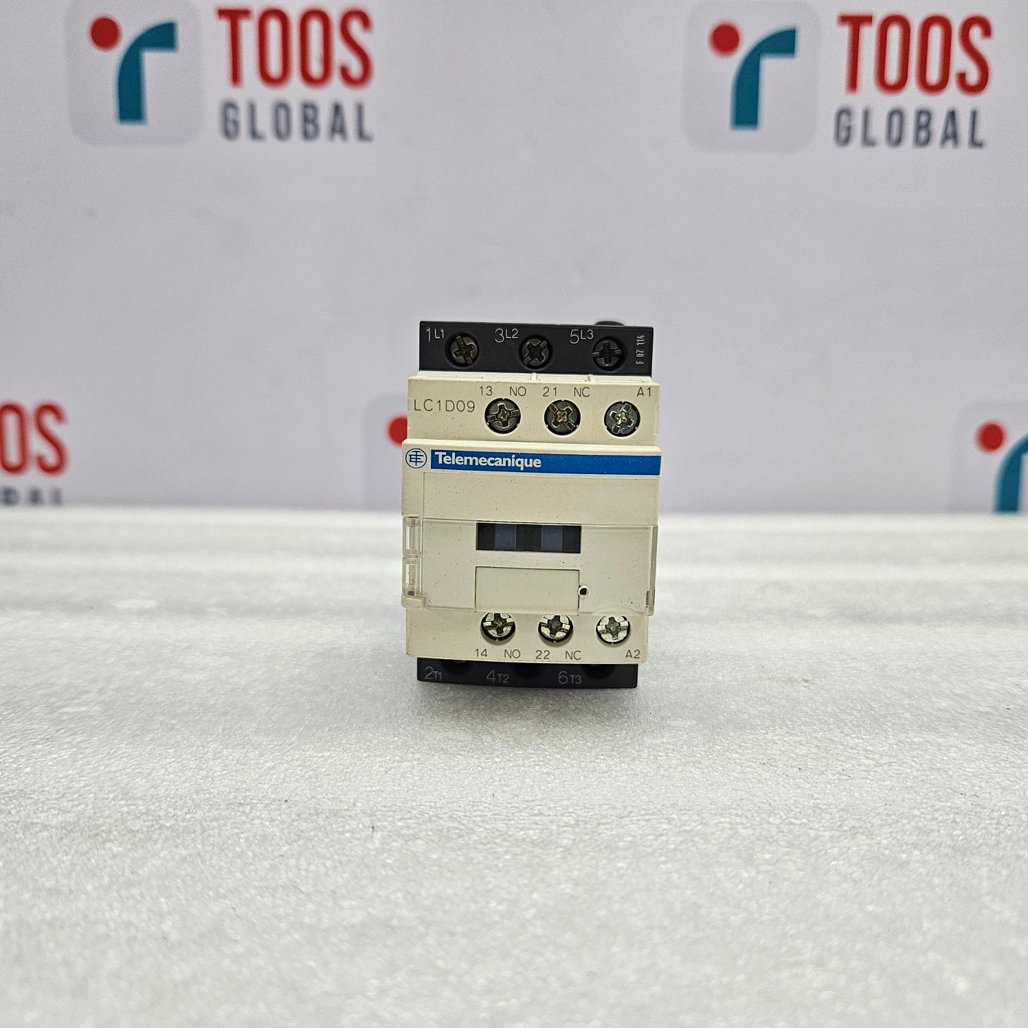 TELEMECANIQUE LC1D09P7 CONTACTOR SQUARE D 230V 50/60HZ Control relay on a white surface with 'TOOS GLOBAL' branding in the background