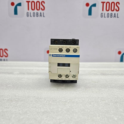TELEMECANIQUE LC1D09P7 CONTACTOR SQUARE D 230V 50/60HZ Control relay on a white surface with 'TOOS GLOBAL' branding in the background
