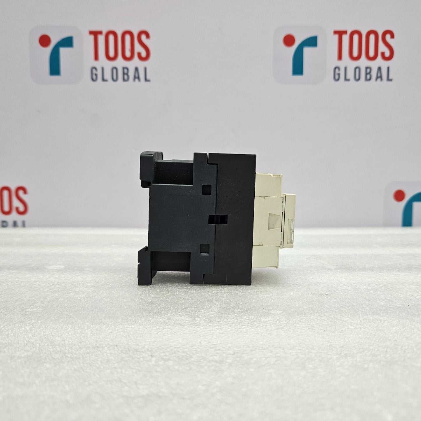 TELEMECANIQUE LC1D09P7 CONTACTOR SQUARE D 230V 50/60HZ