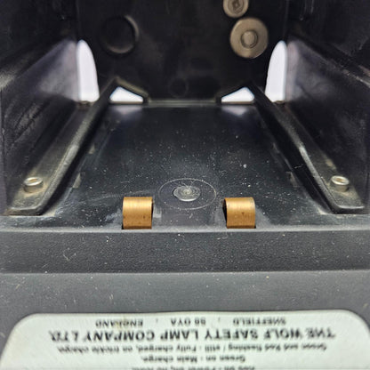THE WOLF SAFETY LAMP COMPANY WOLFLITE LAMP CHARGER C-251HV