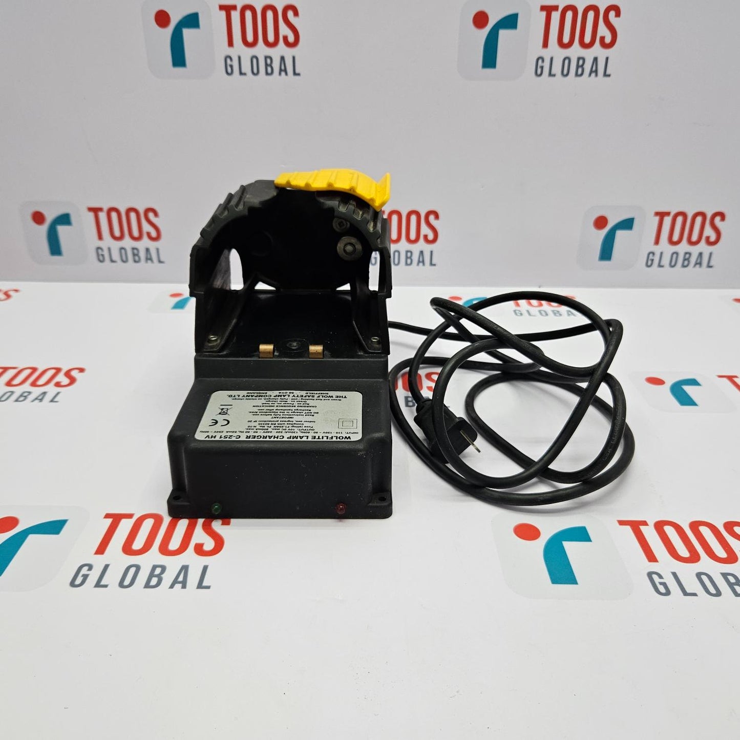 THE WOLF SAFETY LAMP COMPANY WOLFLITE LAMP CHARGER C-251HV