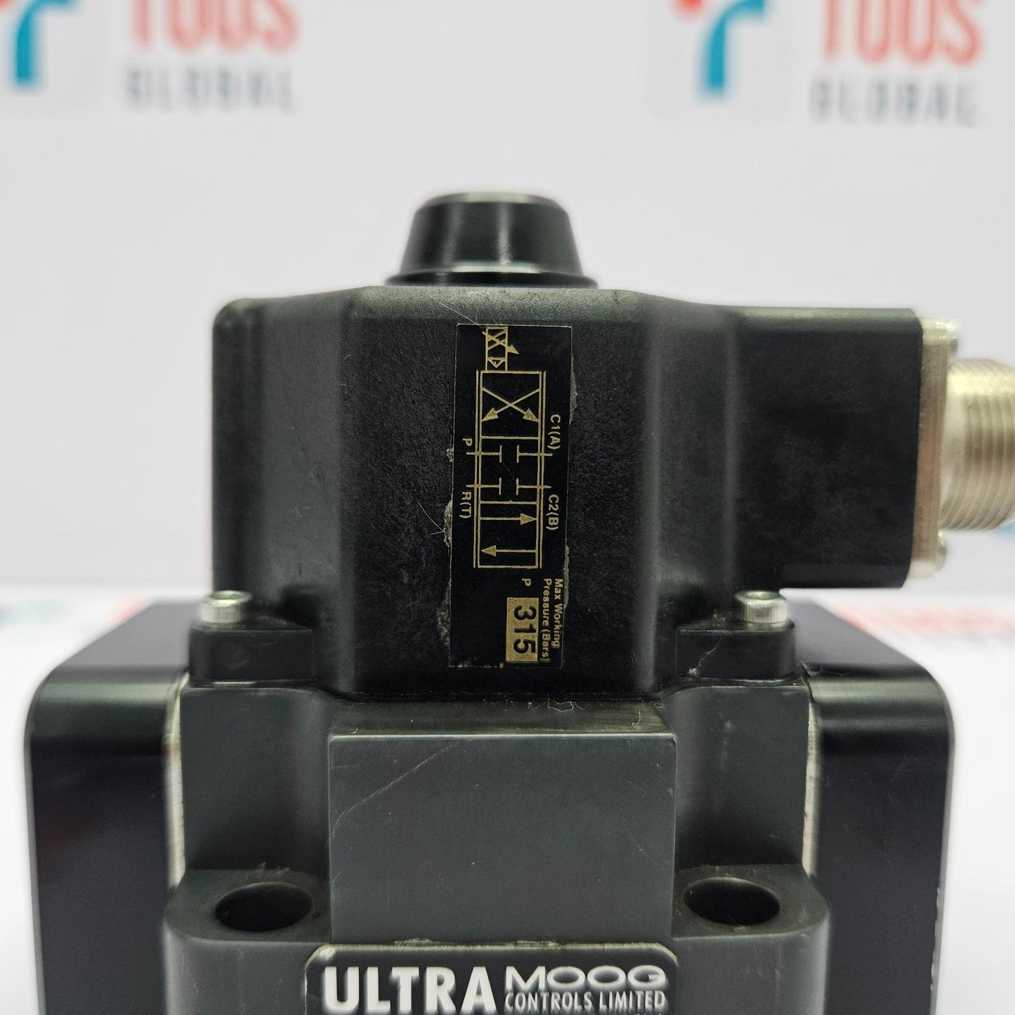 Ultra Moog 4693-251-000 Servo Valve