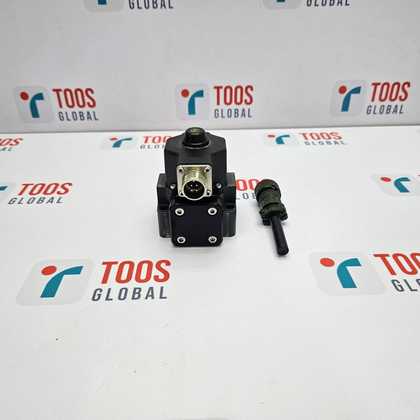 Ultra Moog 4693-251-000 Servo Valve