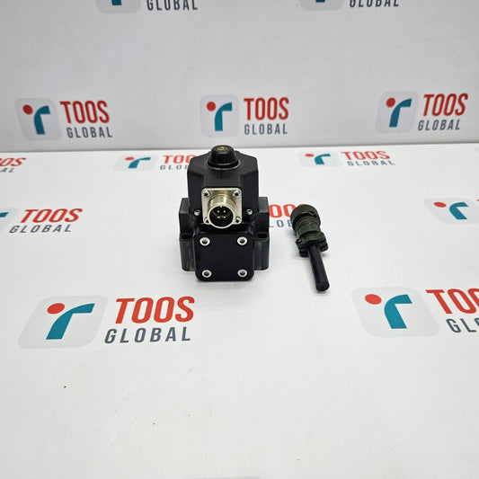 Ultra Moog 4693-251-000 Servo Valve