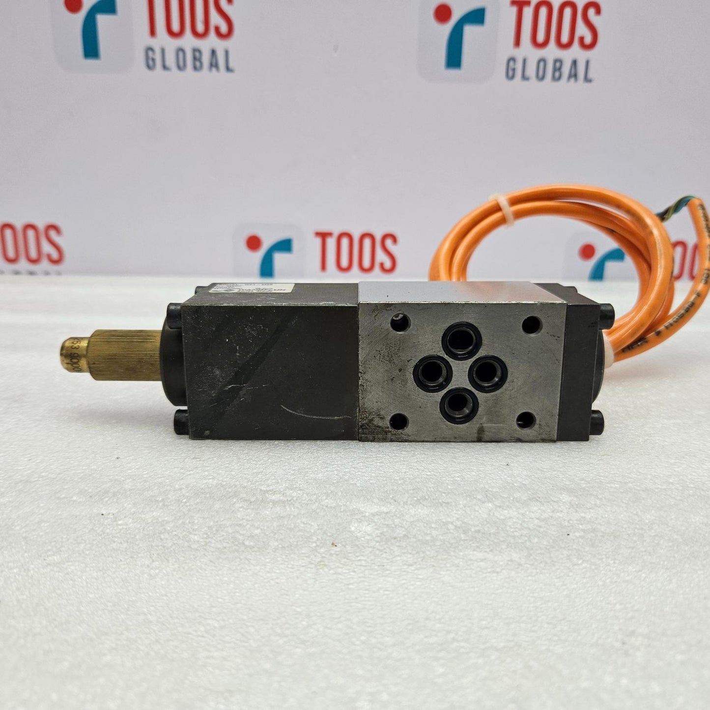 Wandfluh AM4Z60B-M28-H1 Hydraulic Valve SIN45V-G24-M28